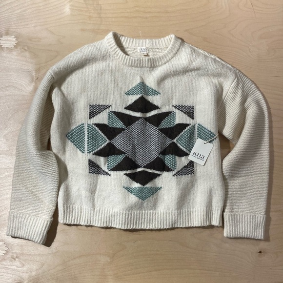 a.n.a Sweaters - a.n.a Cream and Black Geometric Sweater Large (OX)